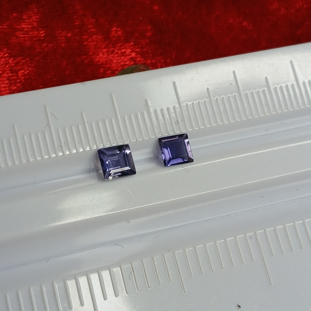 Princess Cut Purple Iolite Gemstones 5mm